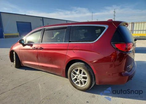 2017 Chrysler Pacifica Touring z USA, uszkodzony, nr VIN 2C4RC1DGXHR509106